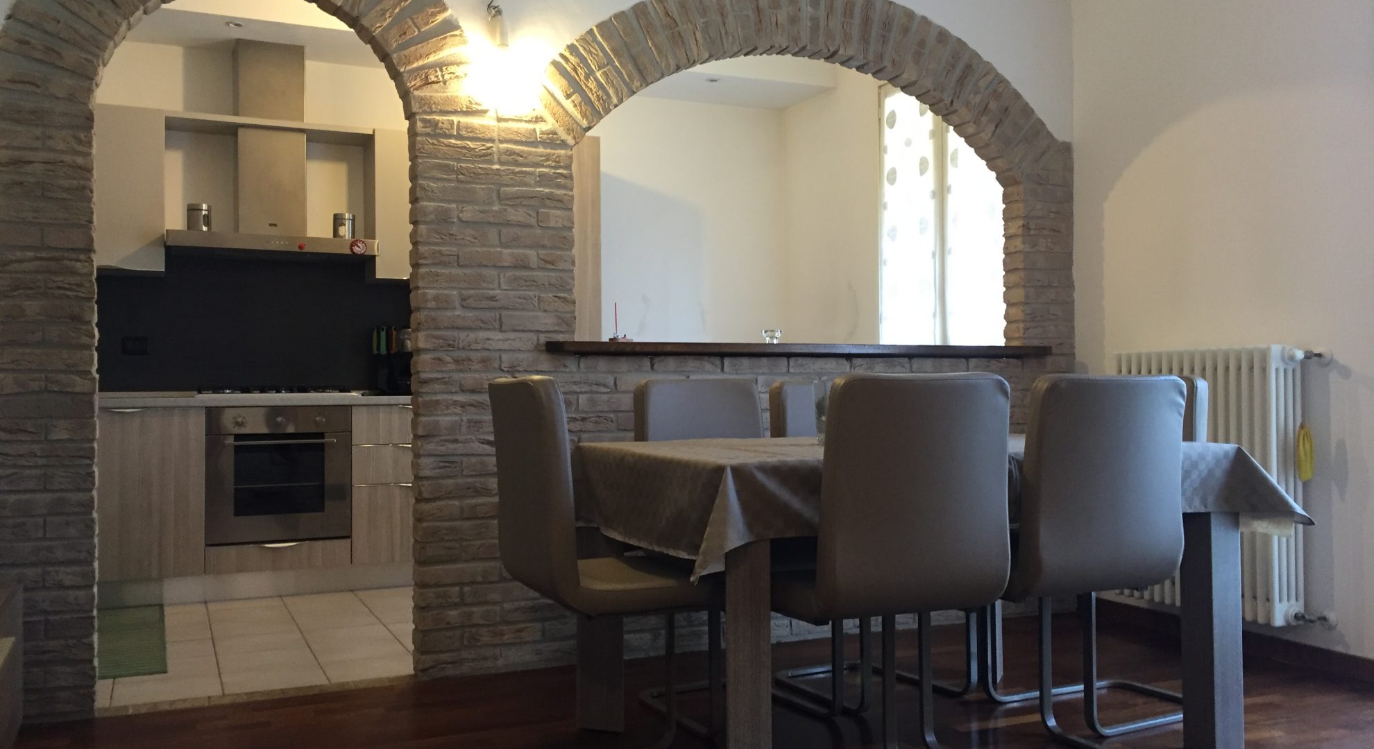 Due locali con cucina abitabile e ampio giardino molteno quiq Tendine cucina abitabile