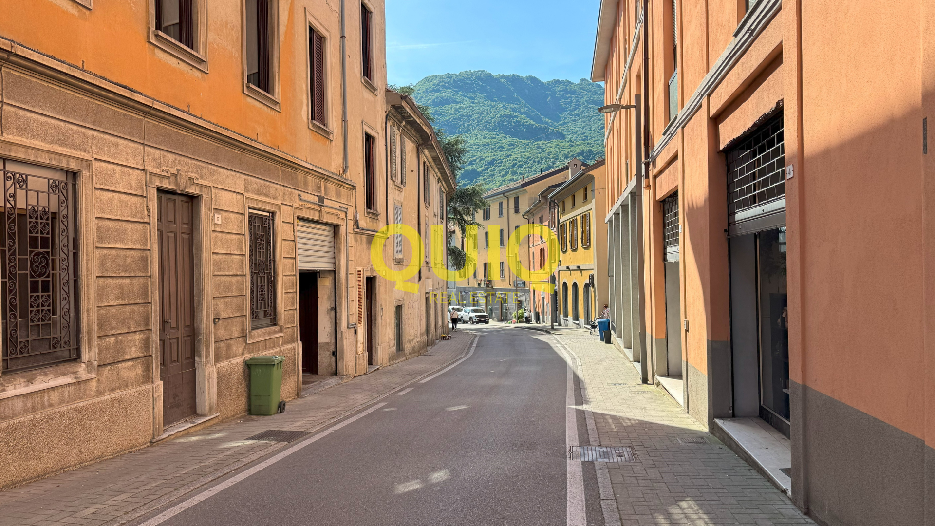 VALMADRERA - VIA ROMA, TRILOCALE COMPLETAMENTE RISTRUTTURATO