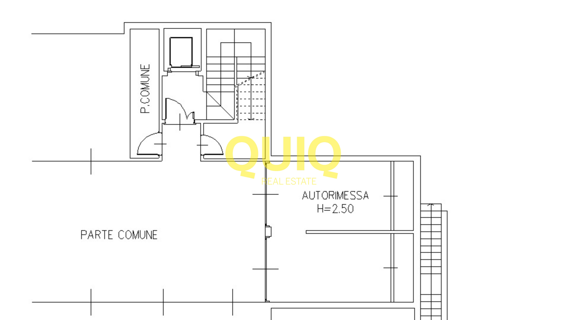 BOSISIO PARINI, TRILOCALE AL PT CON GIARDINO PRIVATO, BOX DOPPIO, CANTINA