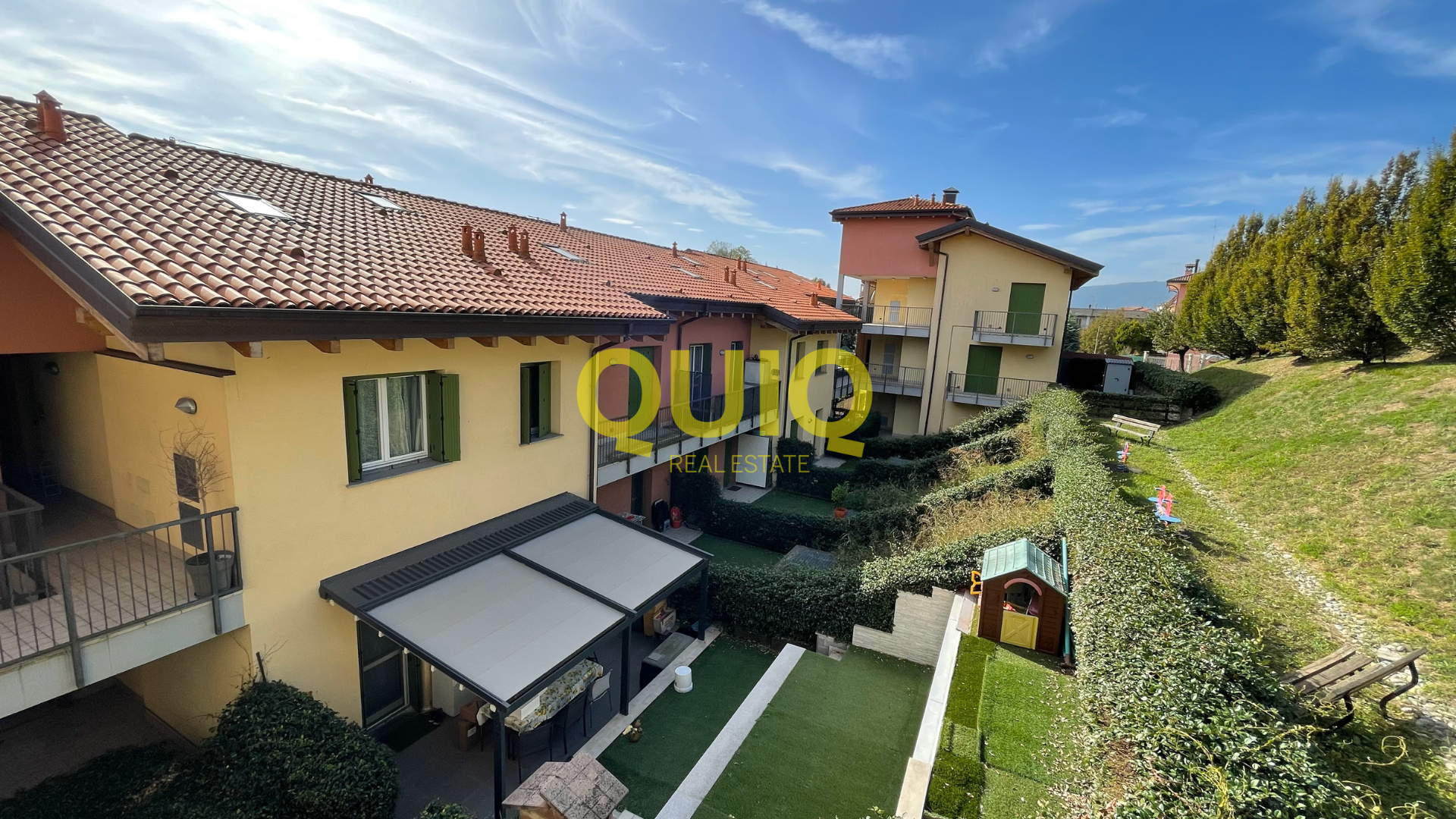 BOSISIO PARINI, TRILOCALE CON ANNESSO SOTTOTETTO, DUE TERRAZZI, BOX SINGOLO, CLASSE C