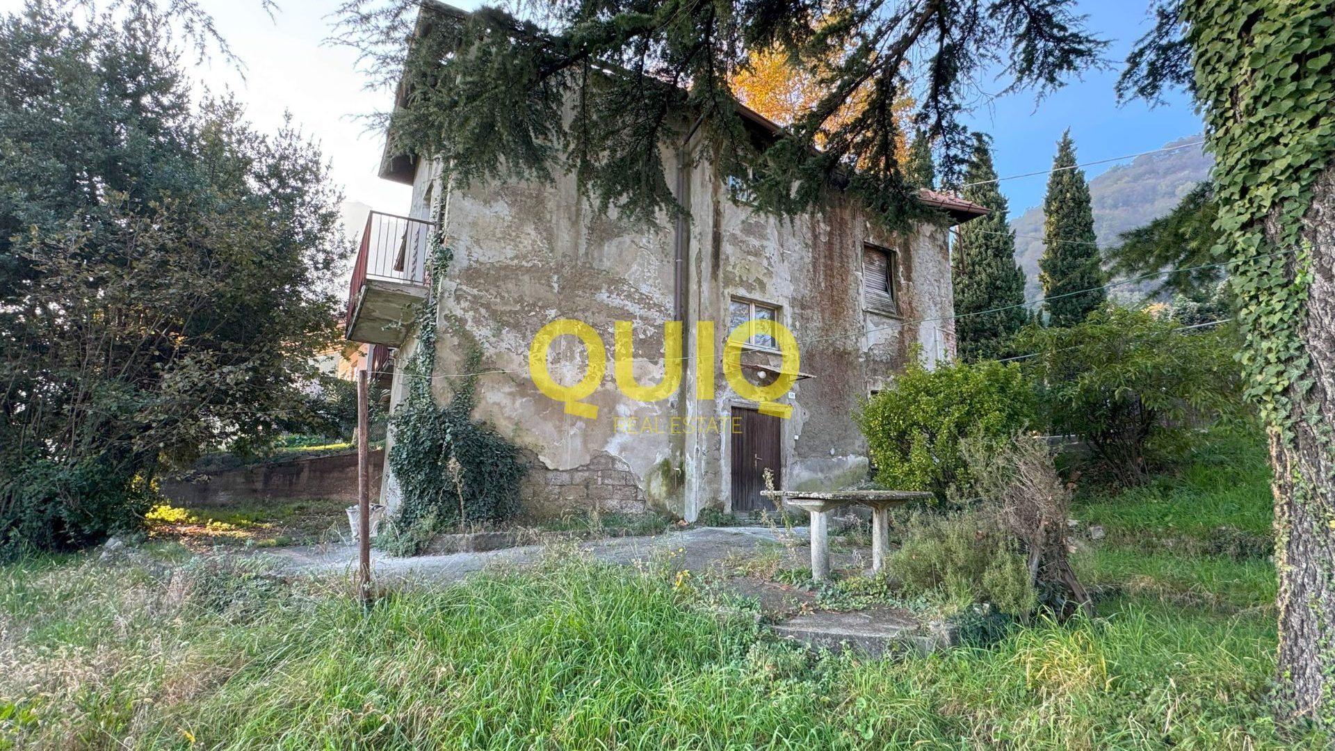 VALMADRERA, CASA INDIPENDENTE IN STATO RUSTICO, LIBERA SU QUATTRO LATI - ZONA SAN MARTINO