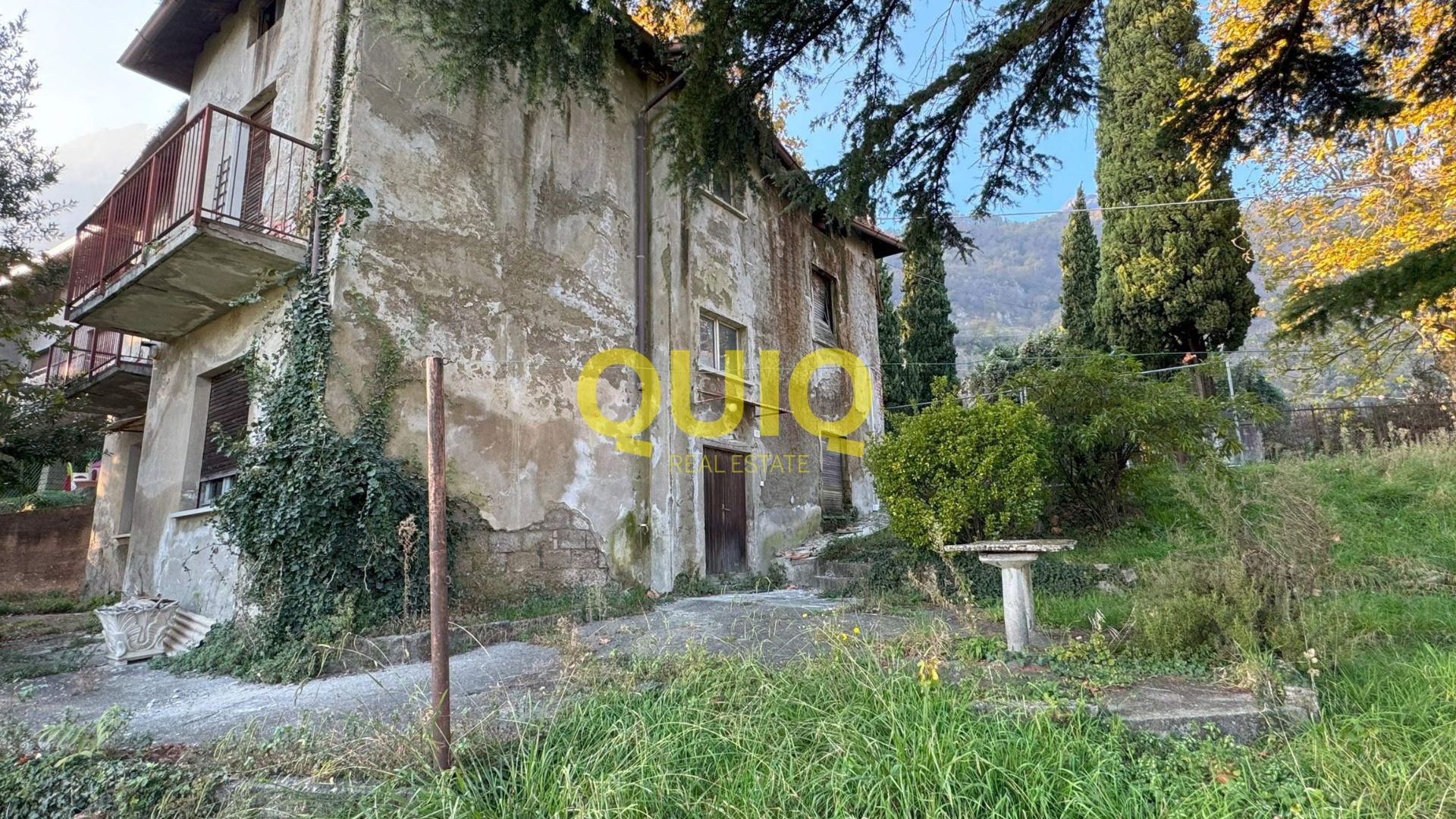 VALMADRERA, CASA INDIPENDENTE IN STATO RUSTICO, LIBERA SU QUATTRO LATI - ZONA SAN MARTINO