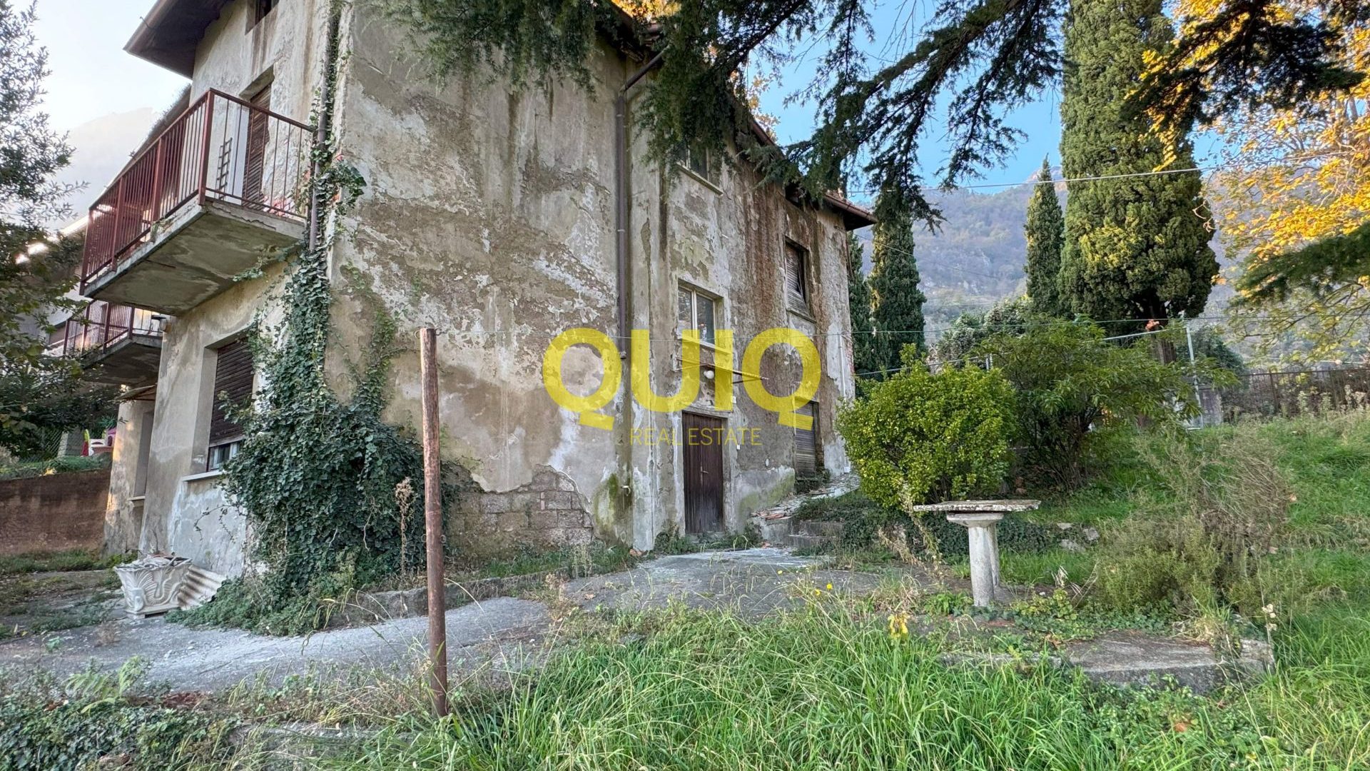 VALMADRERA, CASA INDIPENDENTE IN STATO RUSTICO, LIBERA SU QUATTRO LATI - ZONA SAN MARTINO