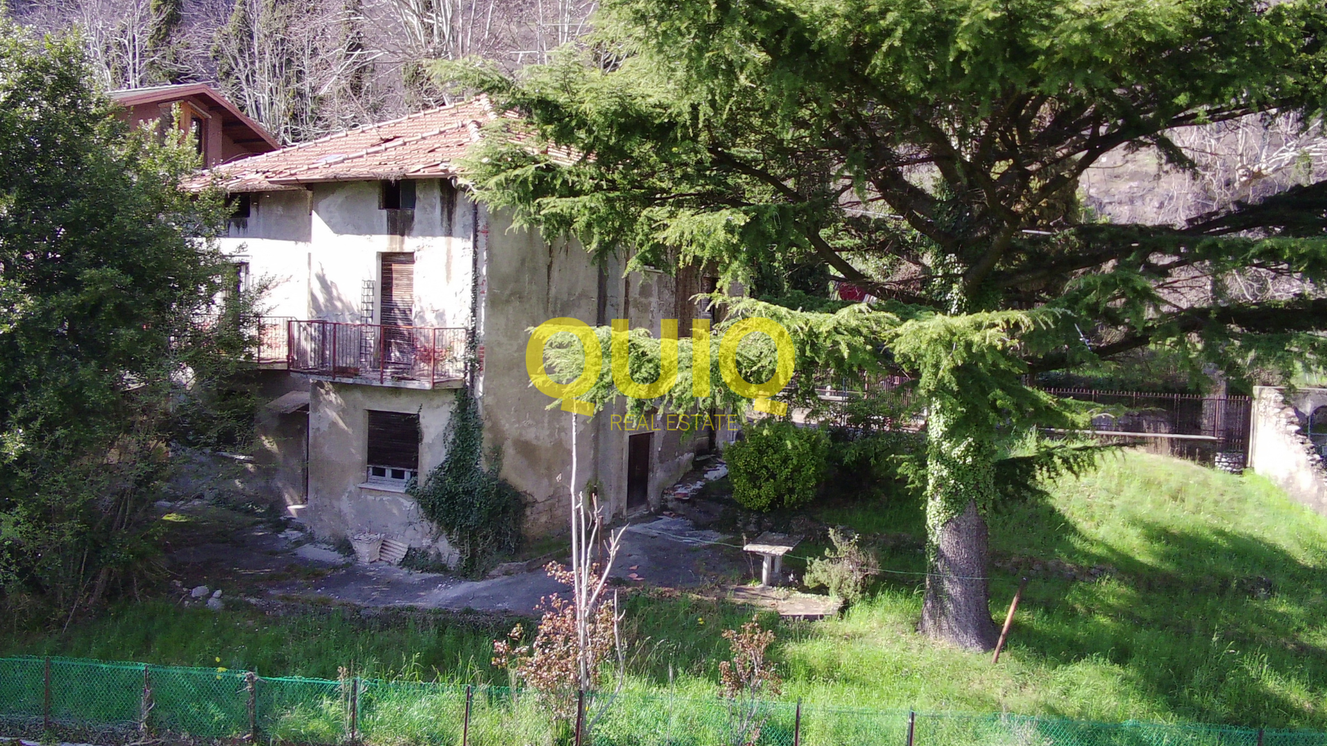 VALMADRERA, CASA INDIPENDENTE IN STATO RUSTICO, LIBERA SU QUATTRO LATI - ZONA SAN MARTINO