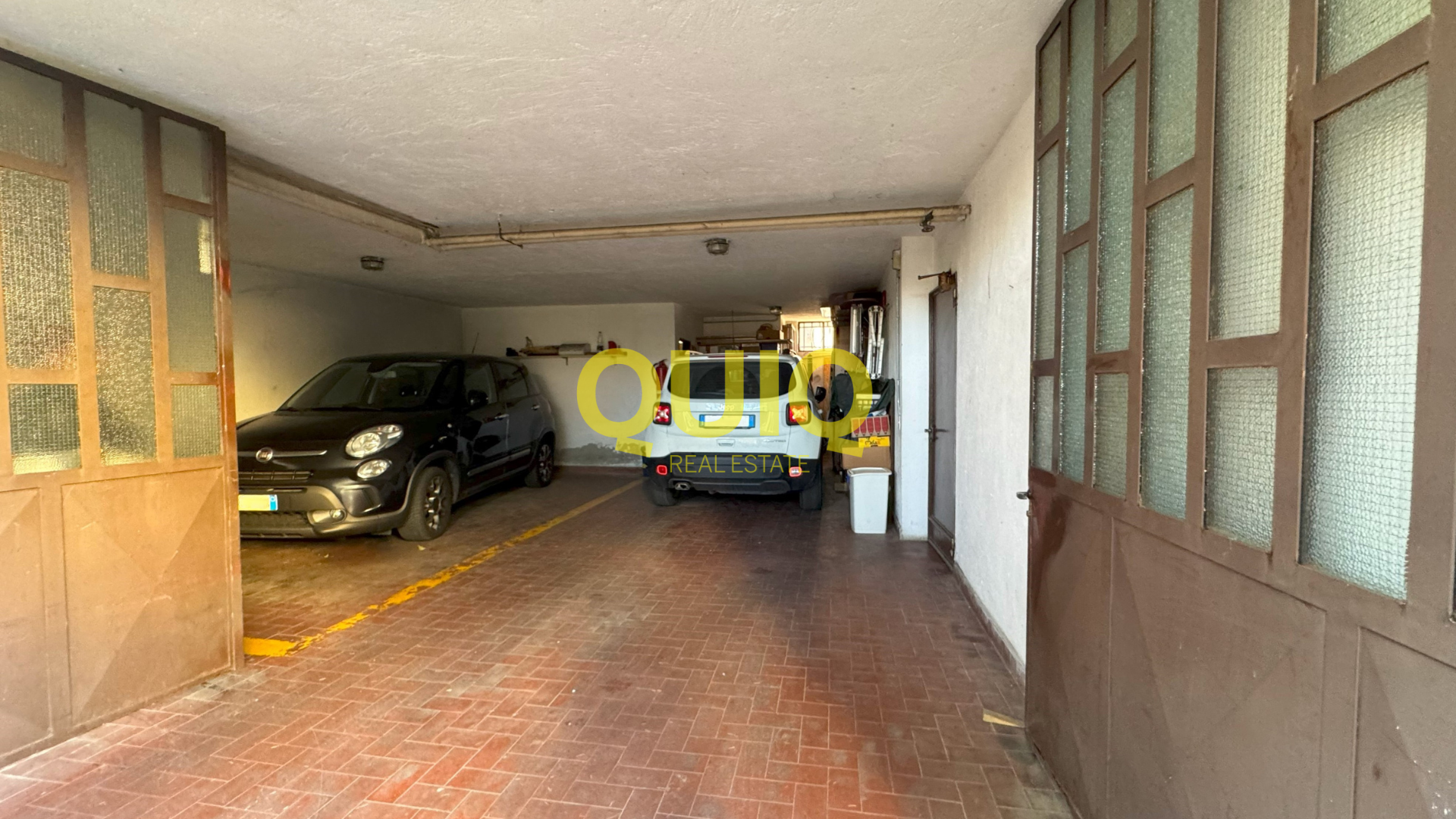 BOSISIO PARINI, TRILOCALE CON AMPIO POSTO AUTO COPERTO E CANTINA
