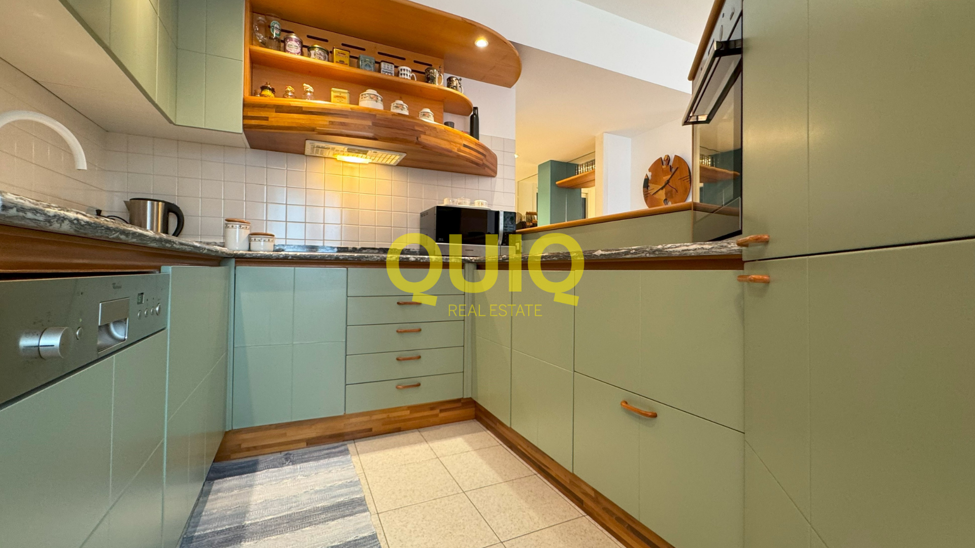 VALMADRERA, TRILOCALE 100 MQ, CON  2 SERVIZI, LAVANDERIA, TERRAZZI E BOX  DOPPIO - ZONA SAN DIONIGI