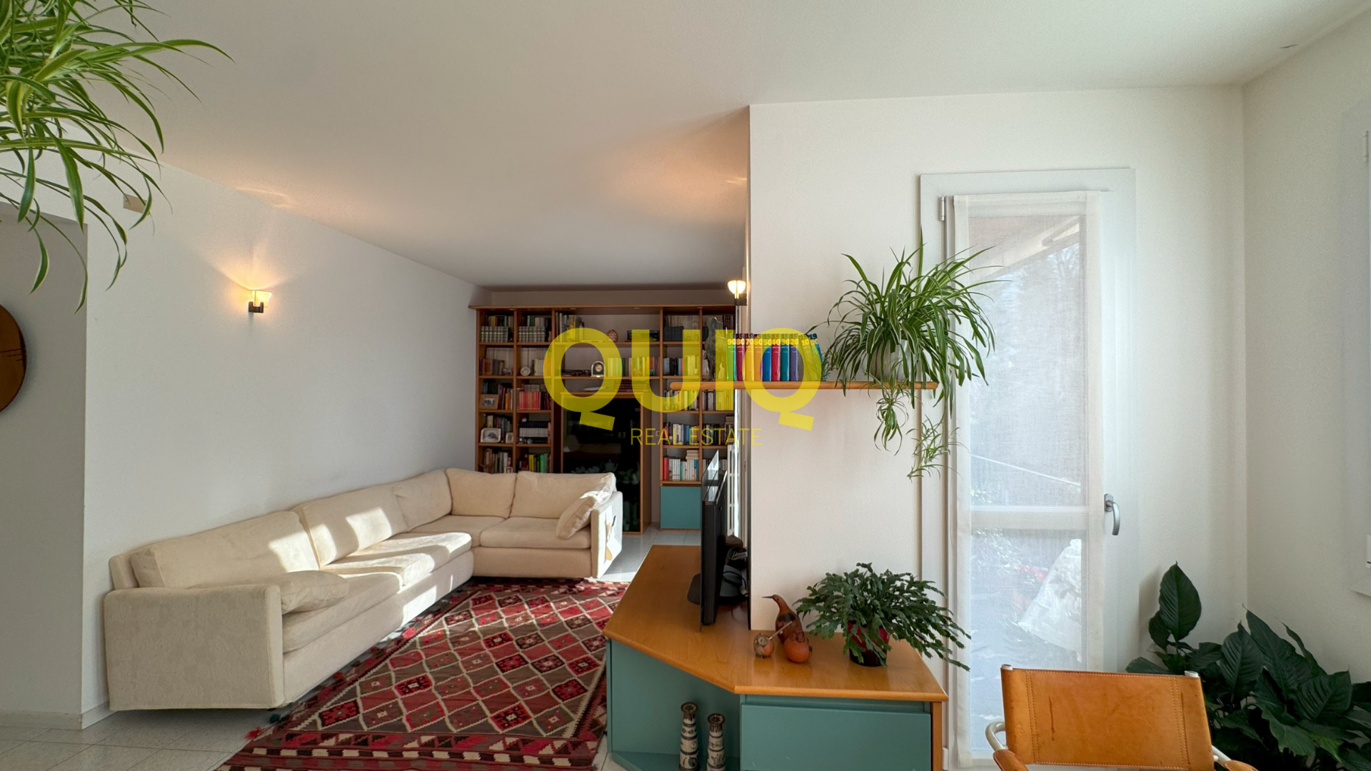 VALMADRERA, TRILOCALE 100 MQ, CON  2 SERVIZI, LAVANDERIA, TERRAZZI E BOX  DOPPIO - ZONA SAN DIONIGI