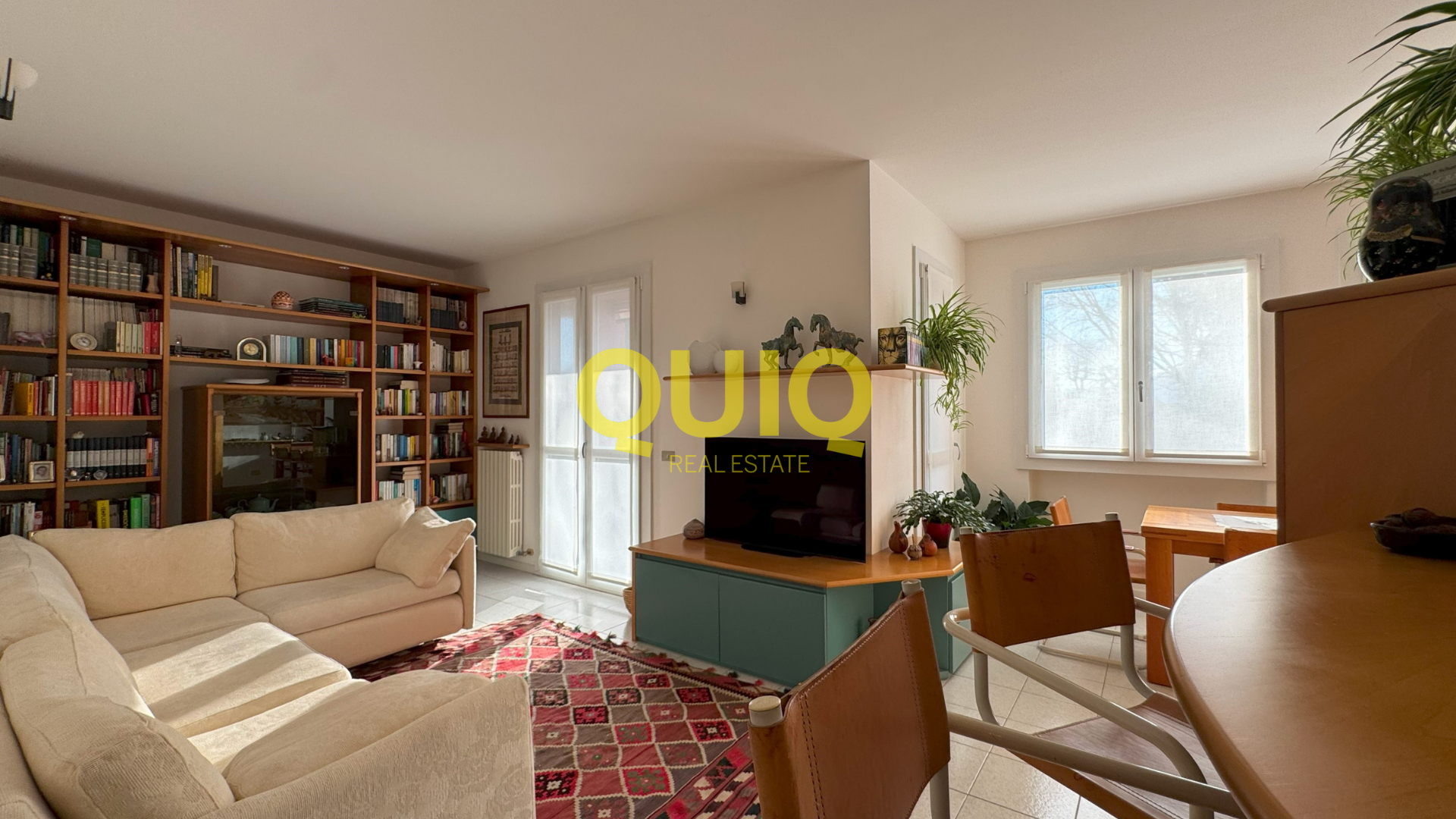 VALMADRERA, TRILOCALE 100 MQ, CON  2 SERVIZI, LAVANDERIA, TERRAZZI E BOX  DOPPIO - ZONA SAN DIONIGI