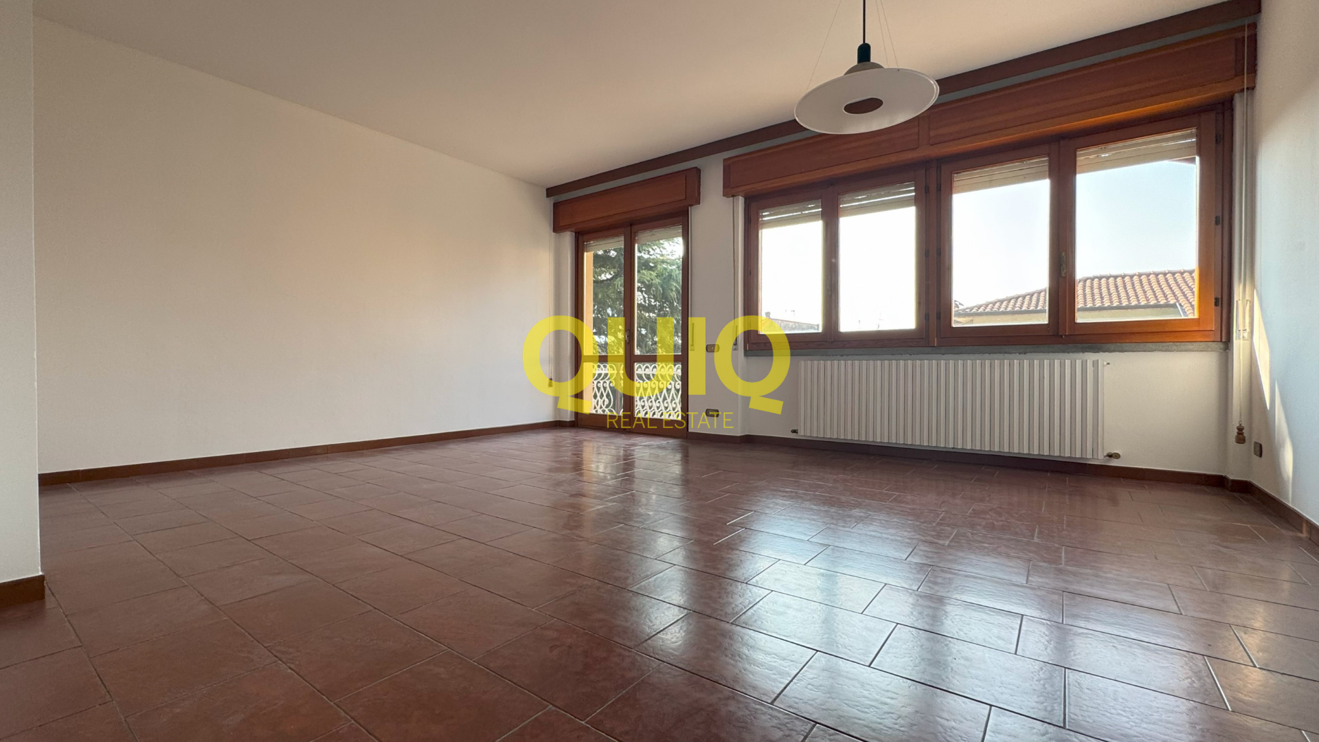VALMADRERA, QUADRILOCALE CON AMPIO TERRAZZO, BOX DOPPIO E CANTINA