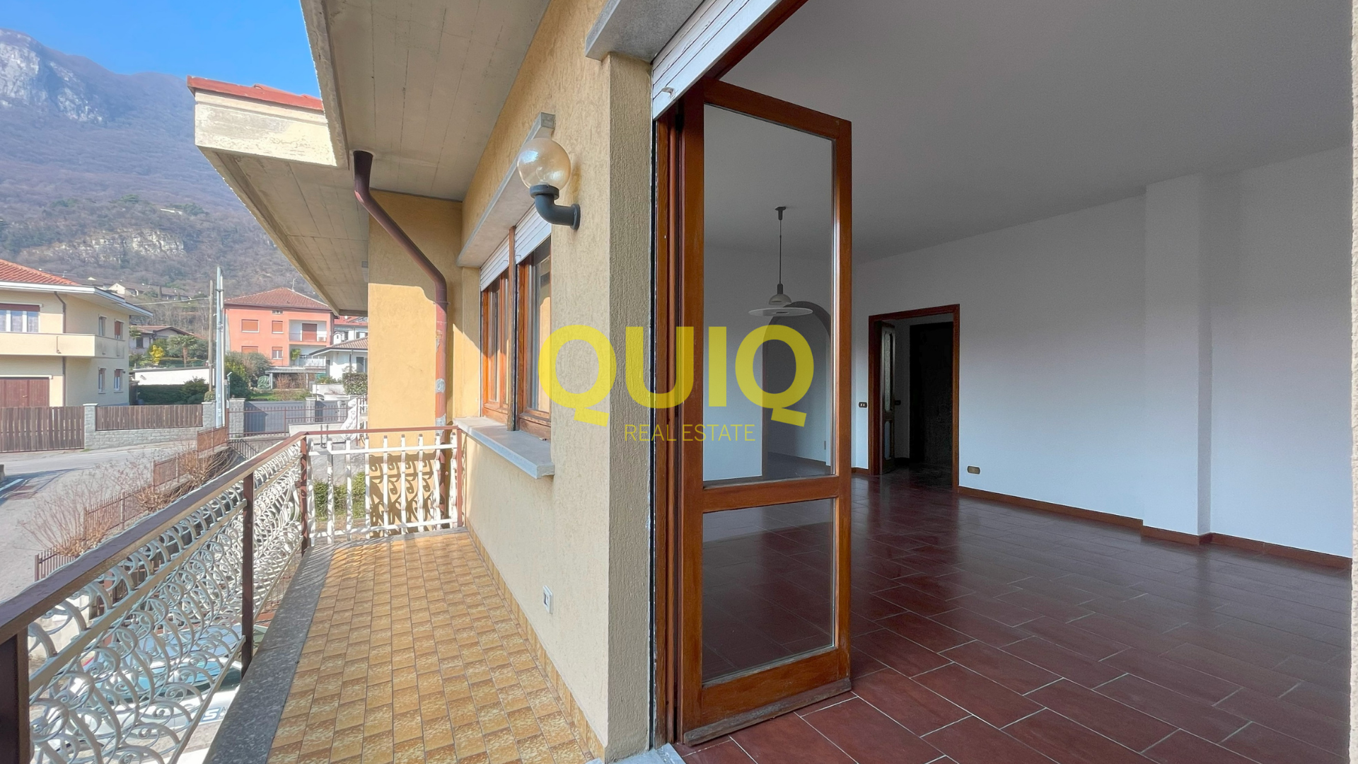 VALMADRERA, QUADRILOCALE CON AMPIO TERRAZZO, BOX DOPPIO E CANTINA