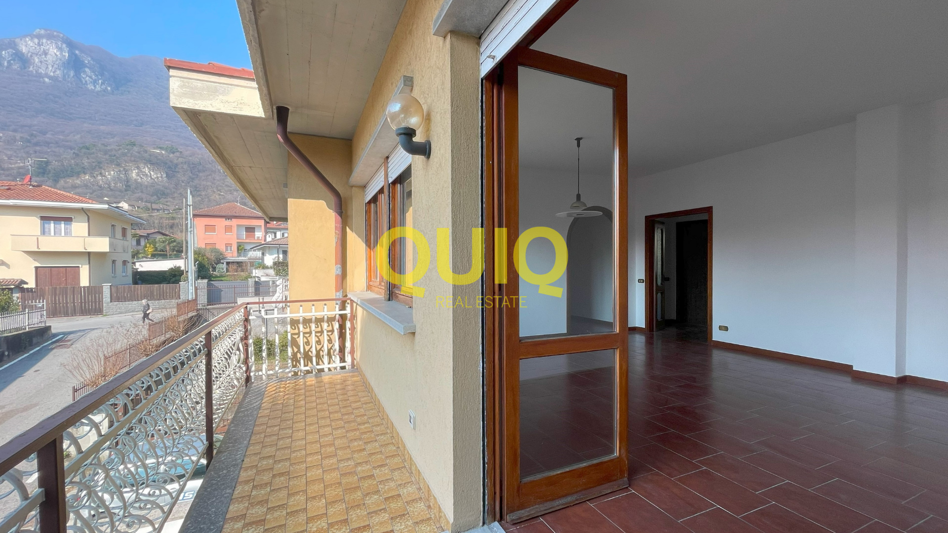 VALMADRERA, QUADRILOCALE CON AMPIO TERRAZZO, BOX DOPPIO E CANTINA
