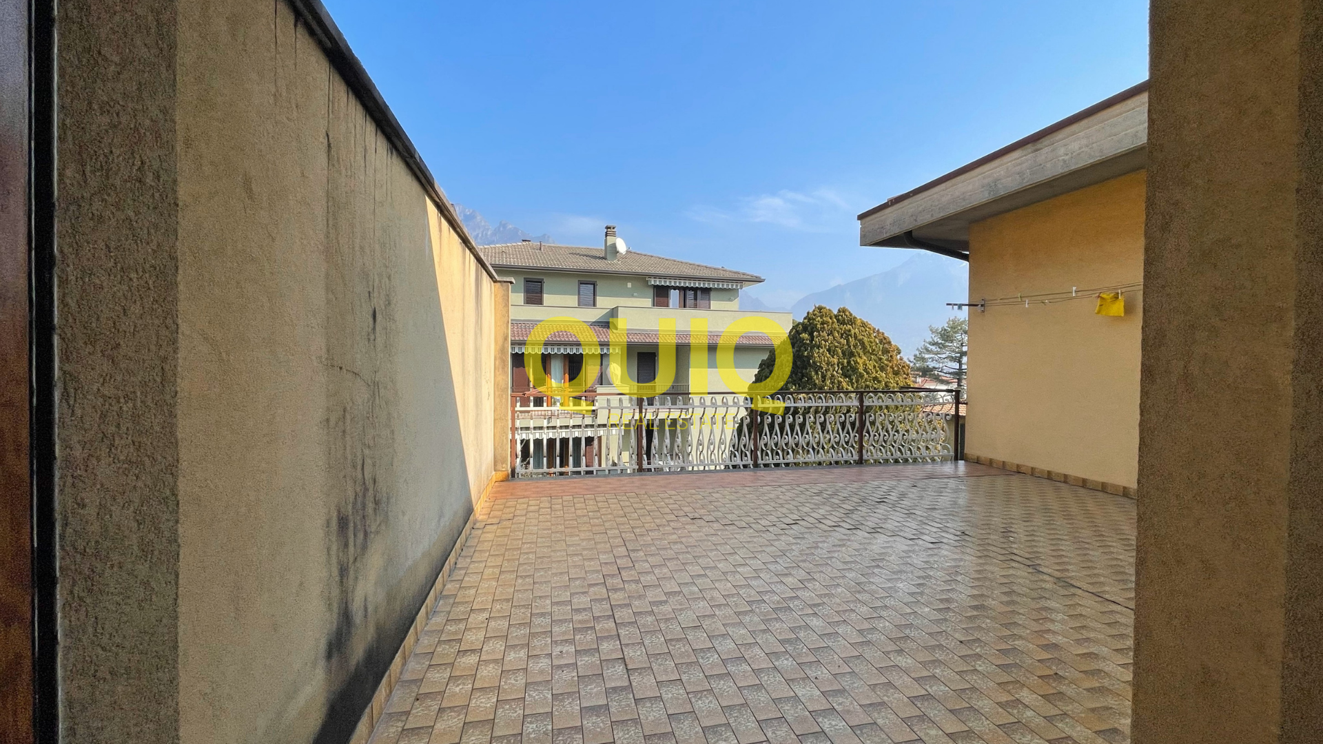 VALMADRERA, QUADRILOCALE CON AMPIO TERRAZZO, BOX DOPPIO E CANTINA