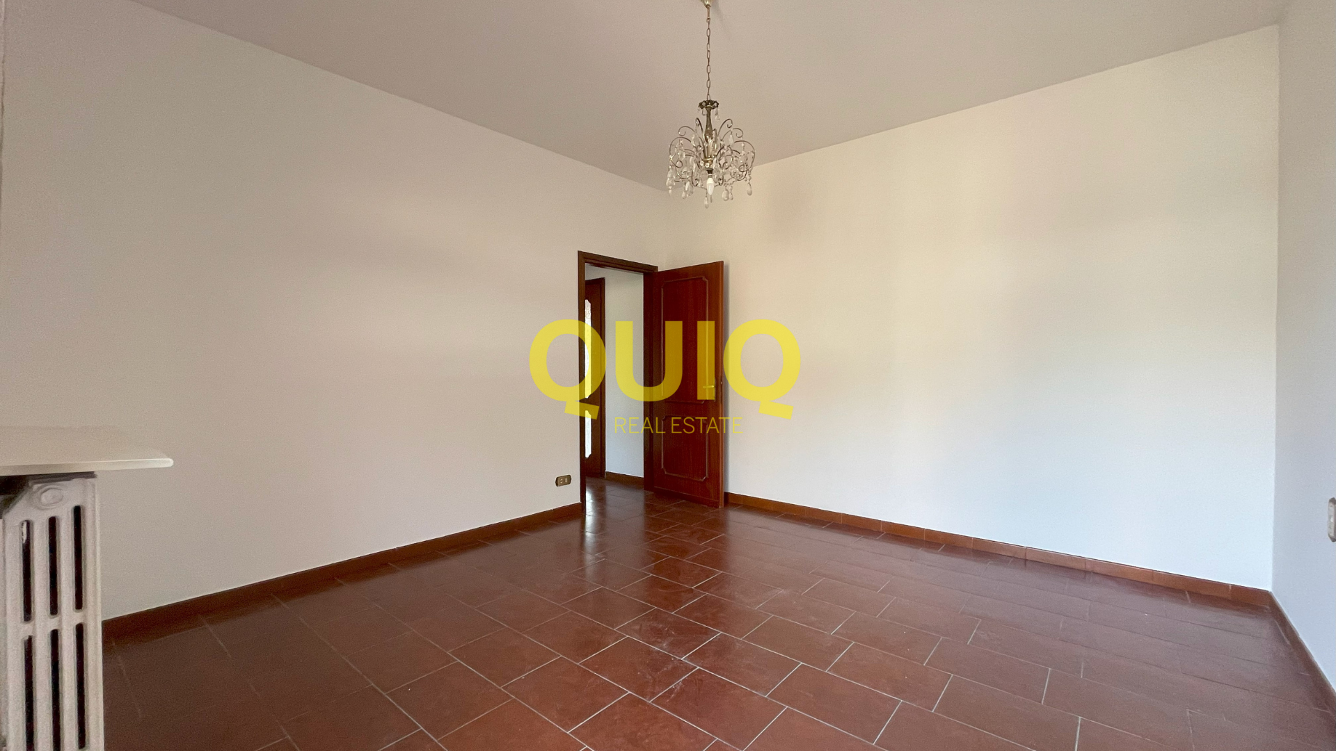 VALMADRERA, QUADRILOCALE CON AMPIO TERRAZZO, BOX DOPPIO E CANTINA
