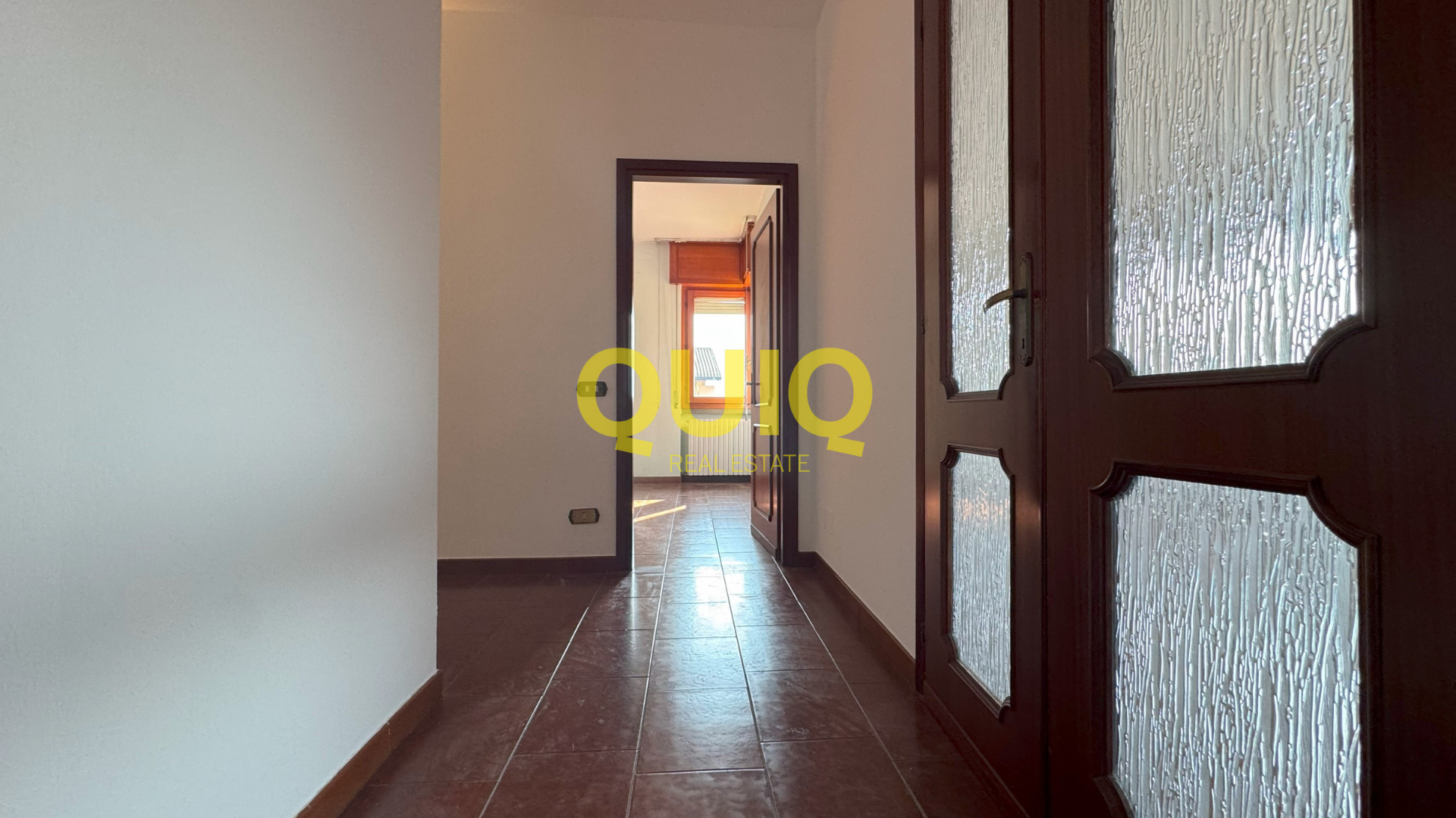 VALMADRERA, QUADRILOCALE CON AMPIO TERRAZZO, BOX DOPPIO E CANTINA