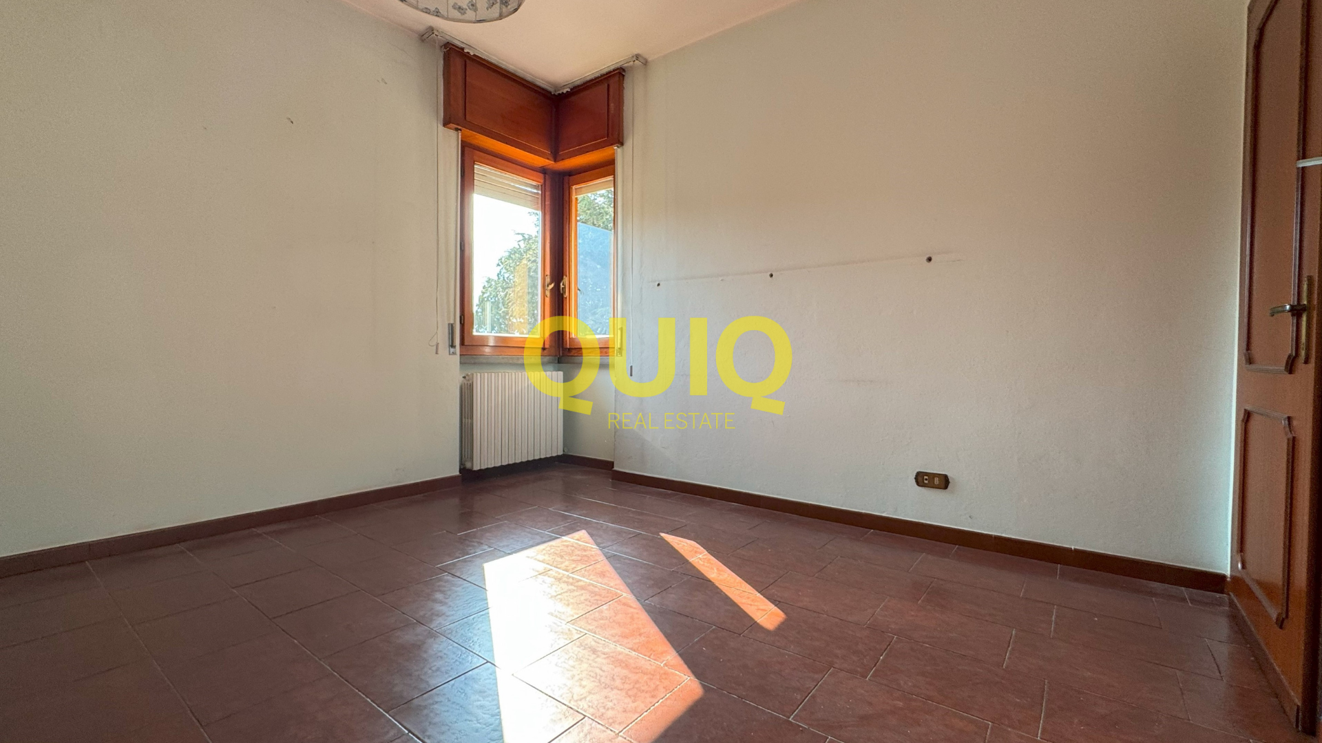 VALMADRERA, QUADRILOCALE CON AMPIO TERRAZZO, BOX DOPPIO E CANTINA