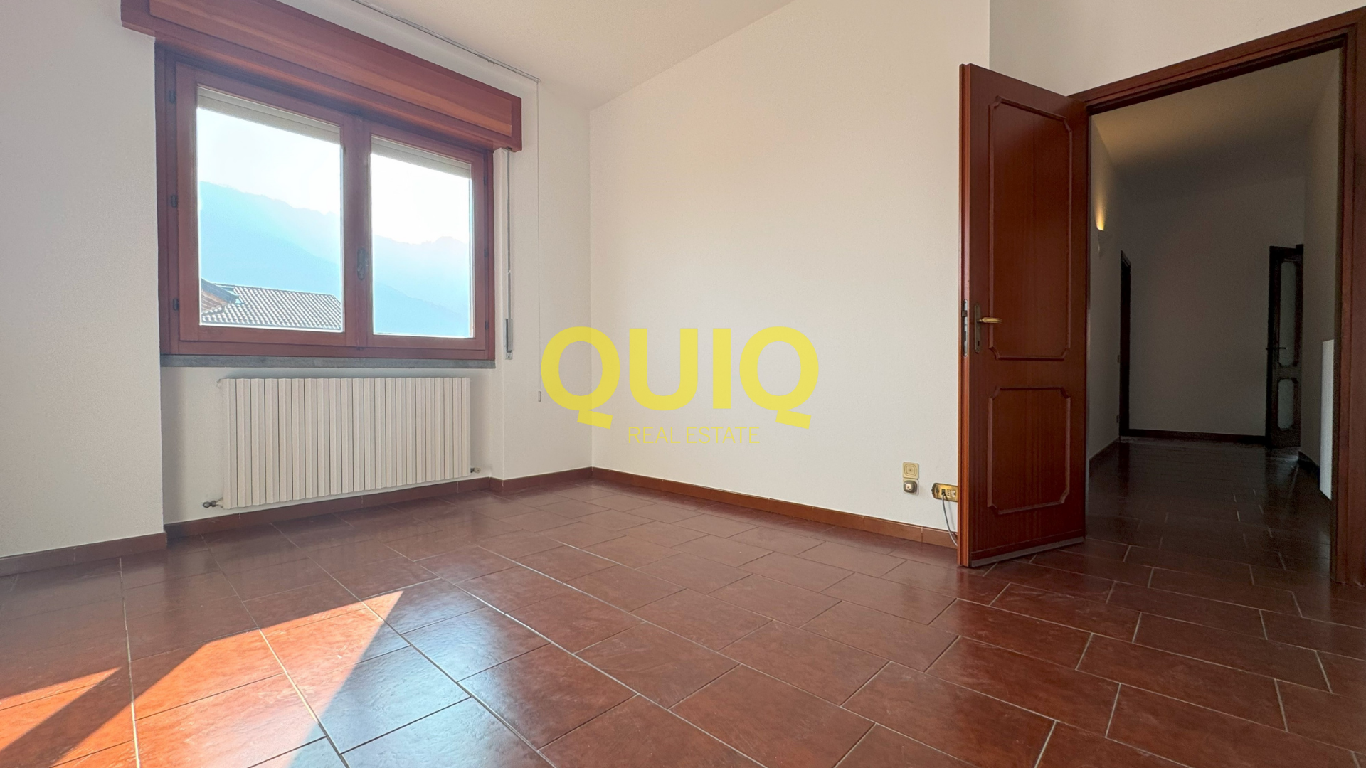 VALMADRERA, QUADRILOCALE CON AMPIO TERRAZZO, BOX DOPPIO E CANTINA
