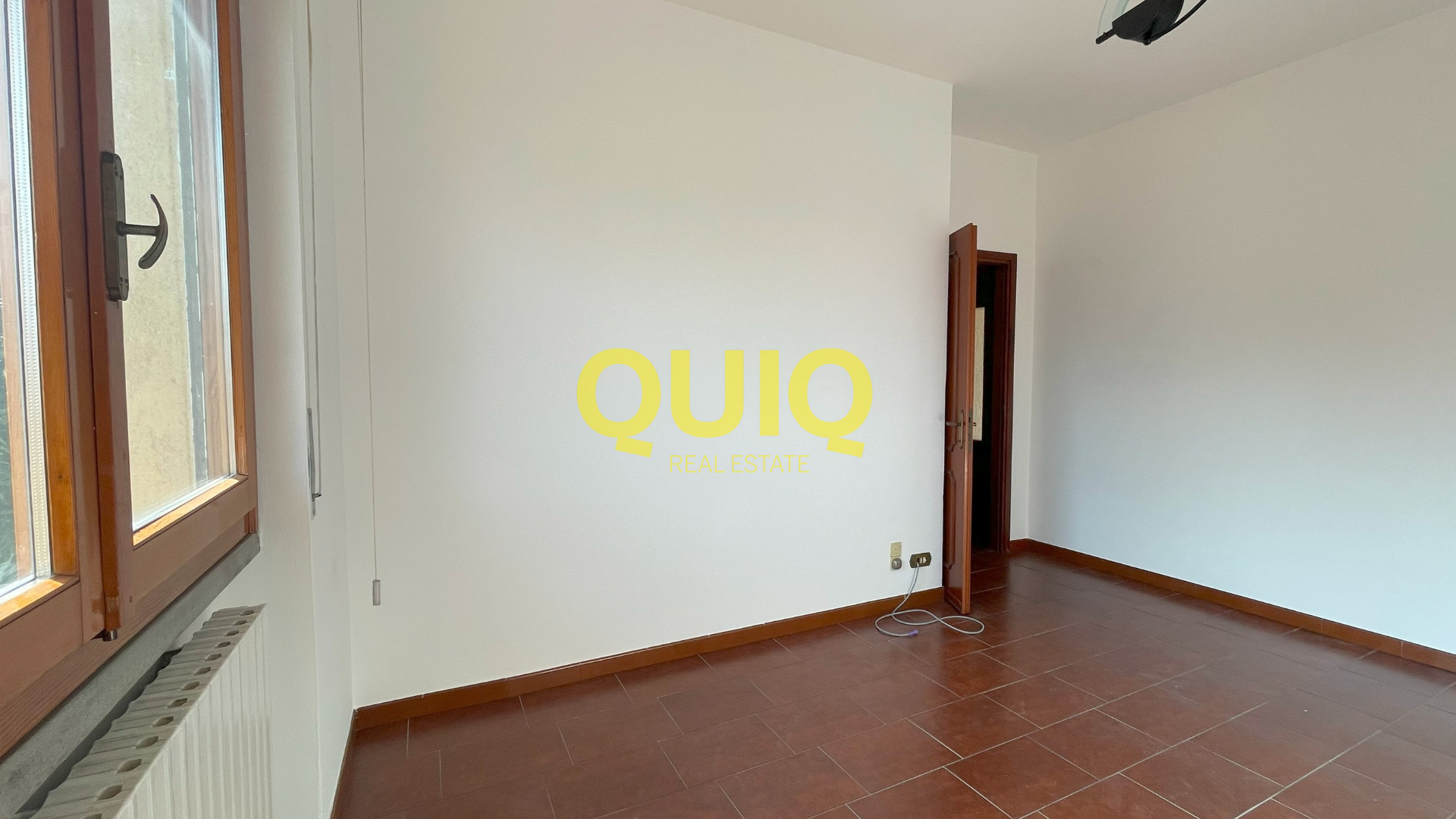 VALMADRERA, QUADRILOCALE CON AMPIO TERRAZZO, BOX DOPPIO E CANTINA