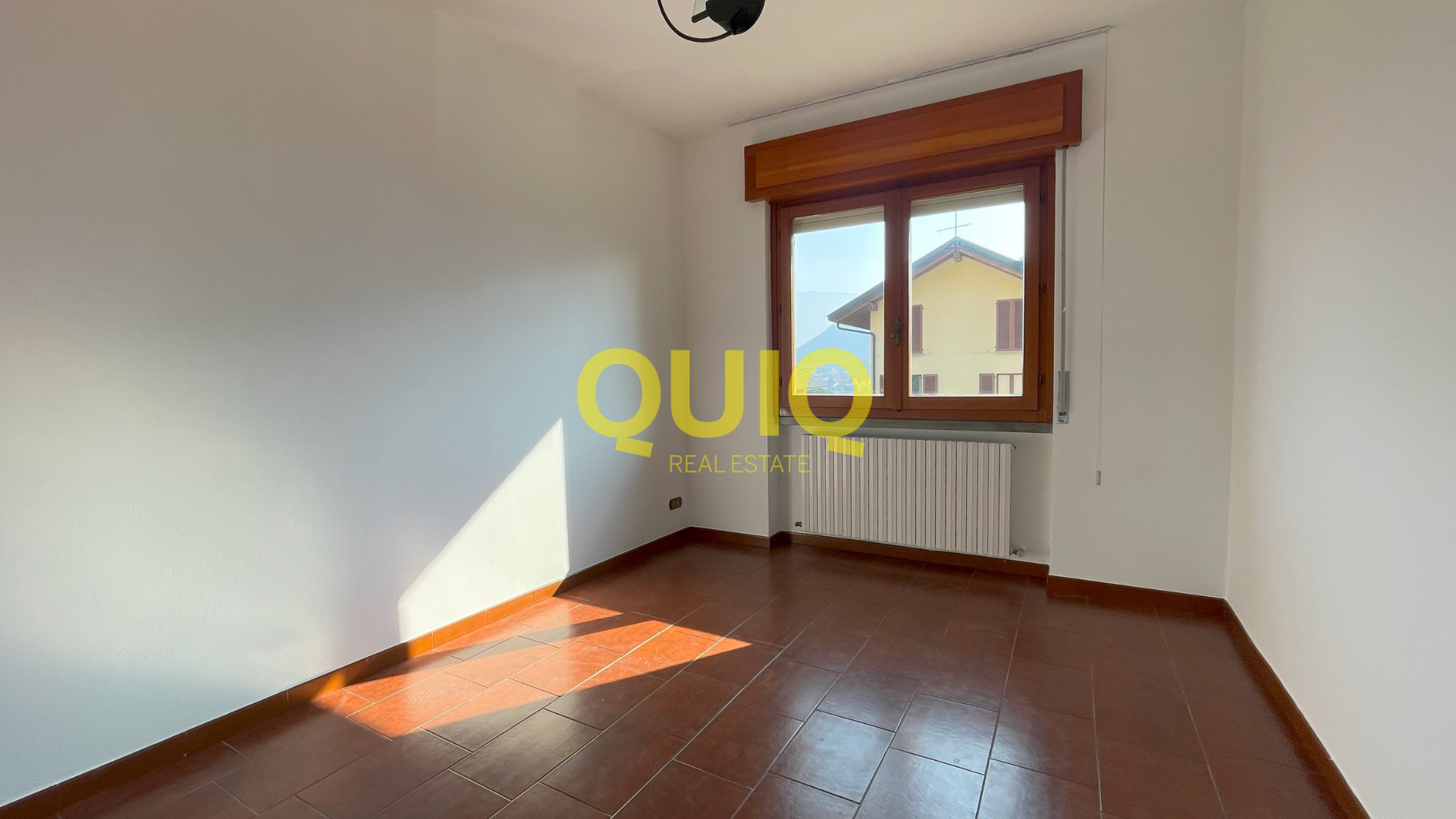 VALMADRERA, QUADRILOCALE CON AMPIO TERRAZZO, BOX DOPPIO E CANTINA