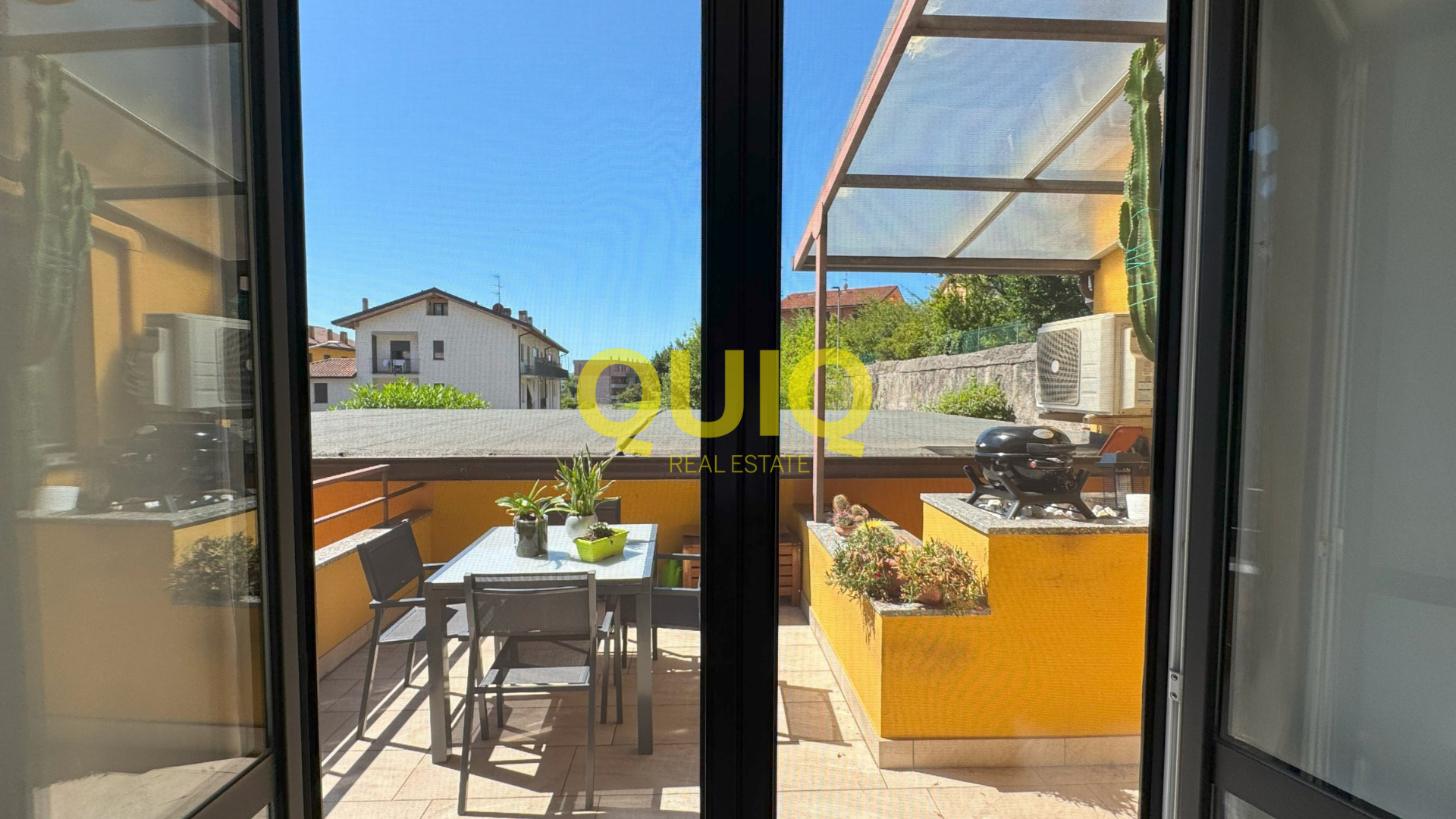 VALMADRERA, TRILOCALE CON TERRAZZO, DOPPI SERVIZI E BOX DOPPIO
