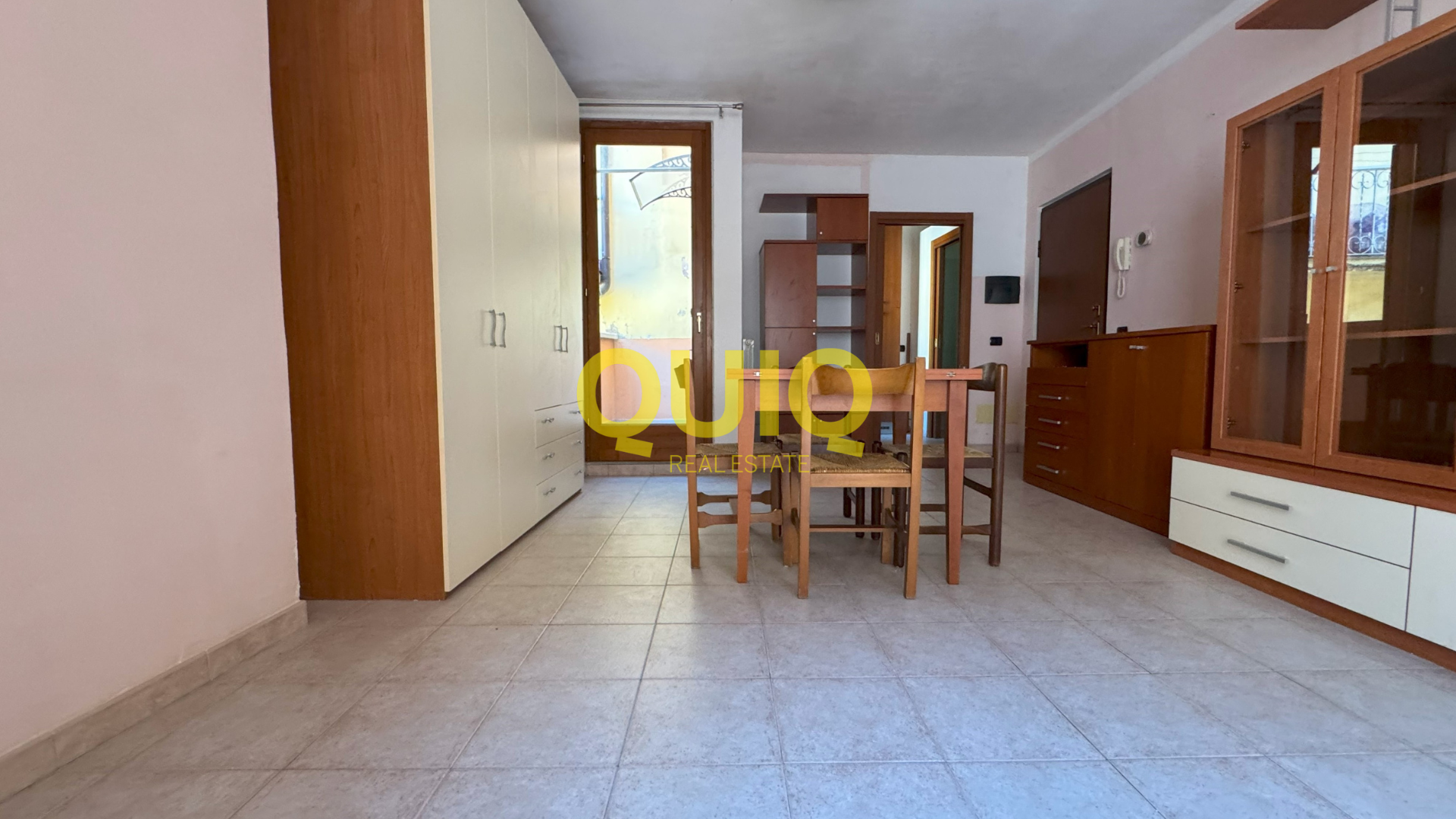 VALMADRERA, MONOLOCALE CON BALCONE – ZERO BARRIERE ARCHITETTONICHE