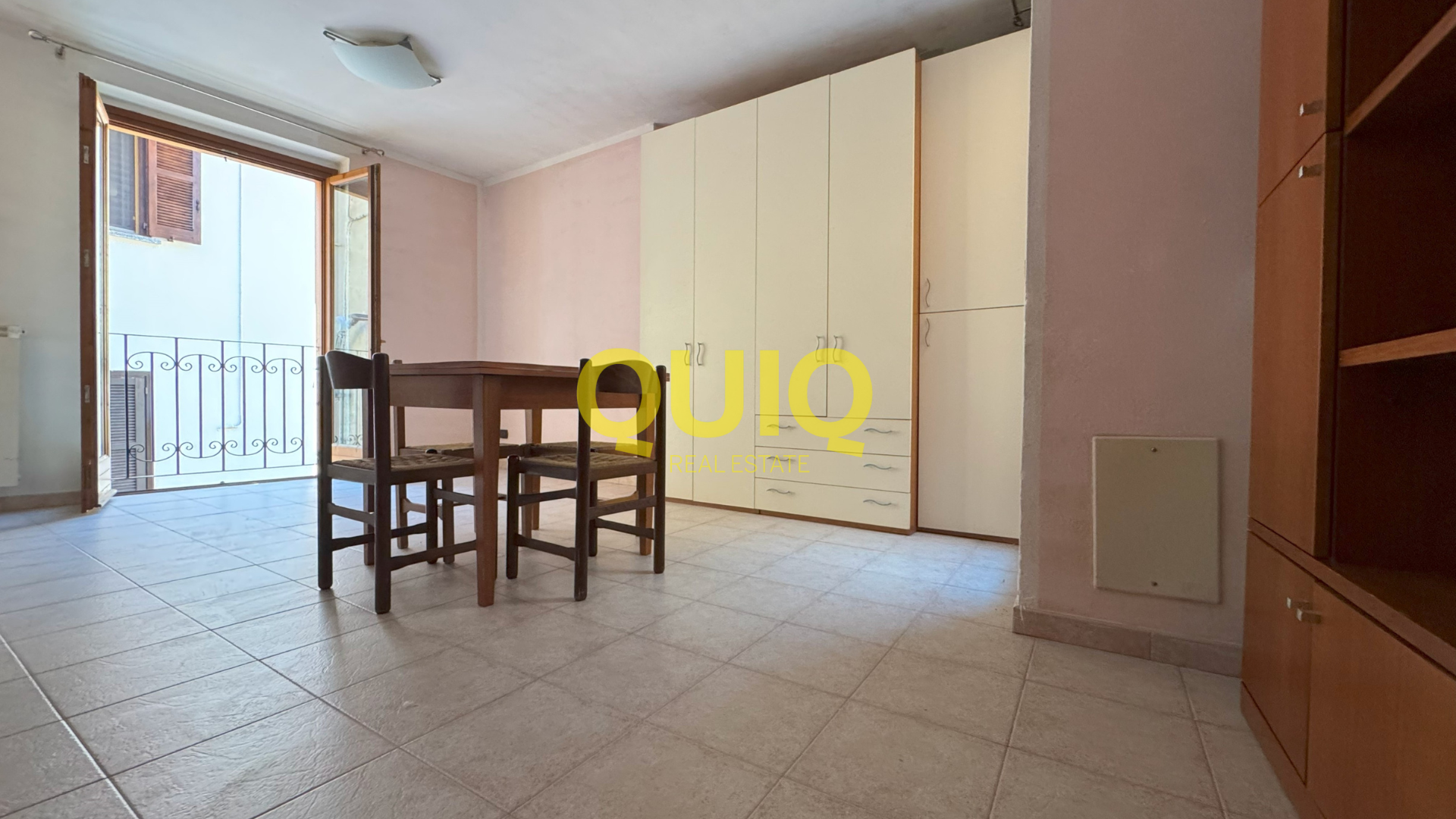 VALMADRERA, MONOLOCALE CON BALCONE – ZERO BARRIERE ARCHITETTONICHE