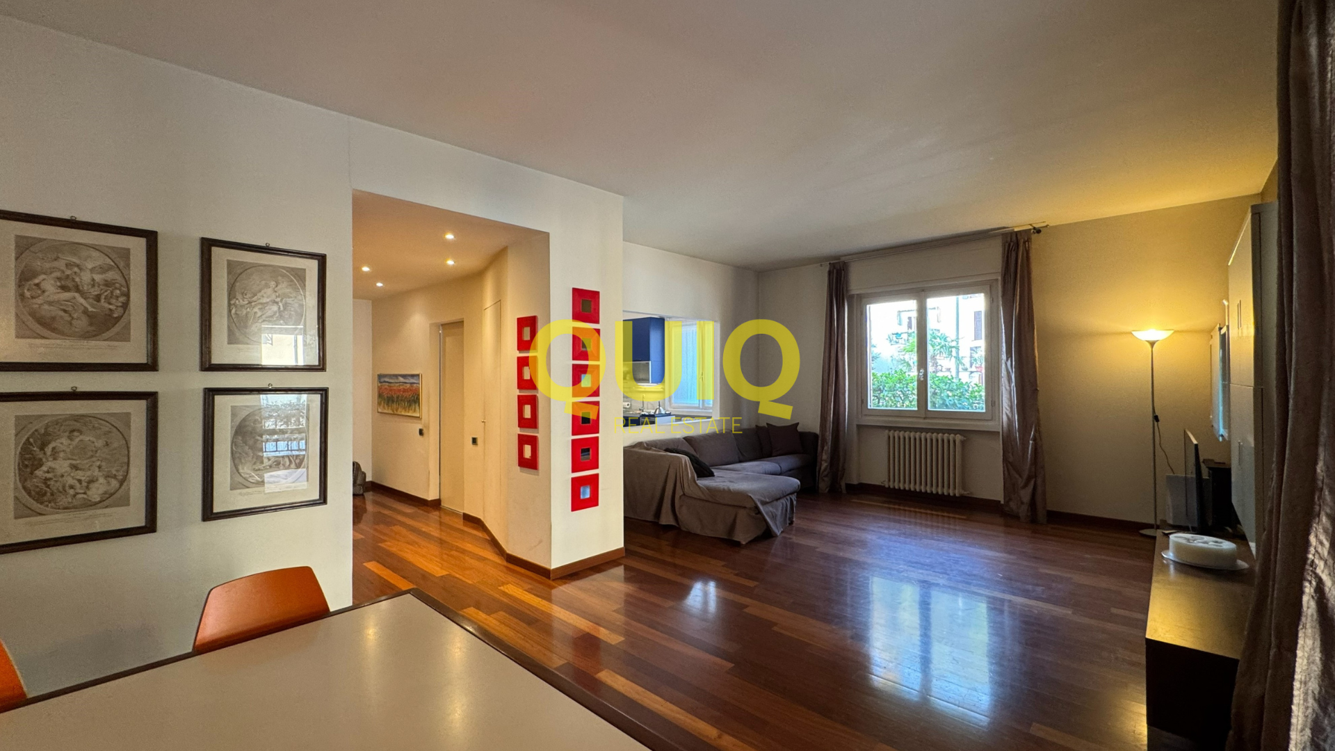 Valmadrera, trilocale con due terrazzi, doppi servizi e posto auto coperto – zero spese condominiali