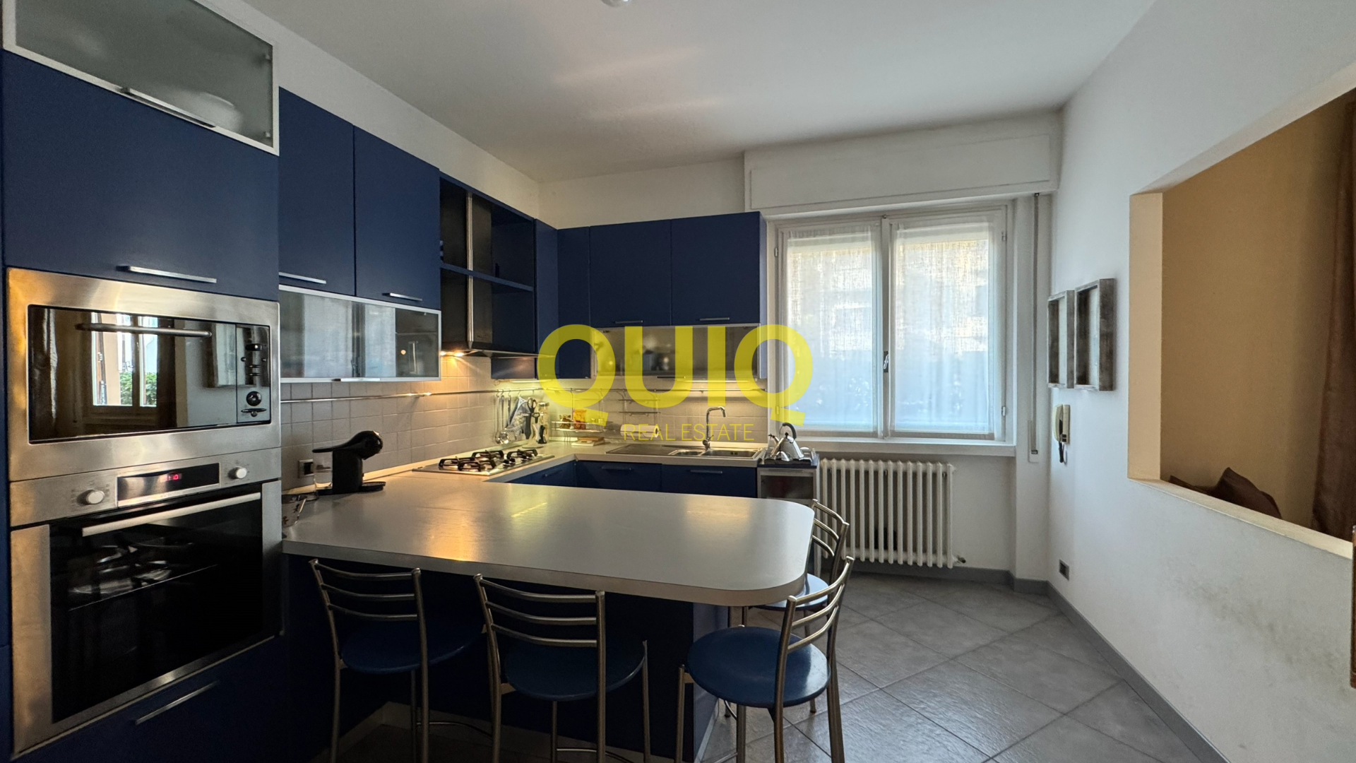 Valmadrera, trilocale con due terrazzi, doppi servizi e posto auto coperto – zero spese condominiali