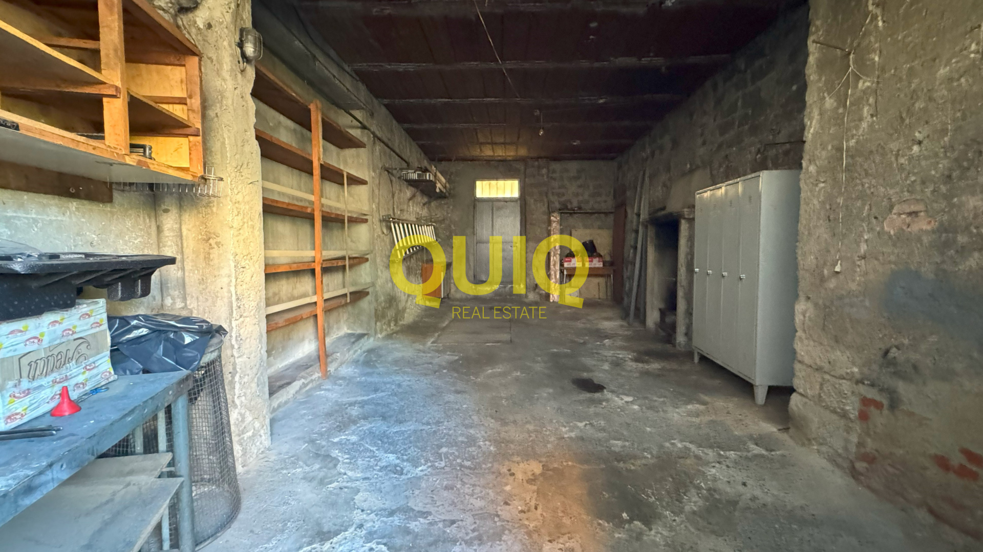 Valmadrera, quadrilocale con terrazzo abitabile e ampio box/magazzino – zero spese condominiali