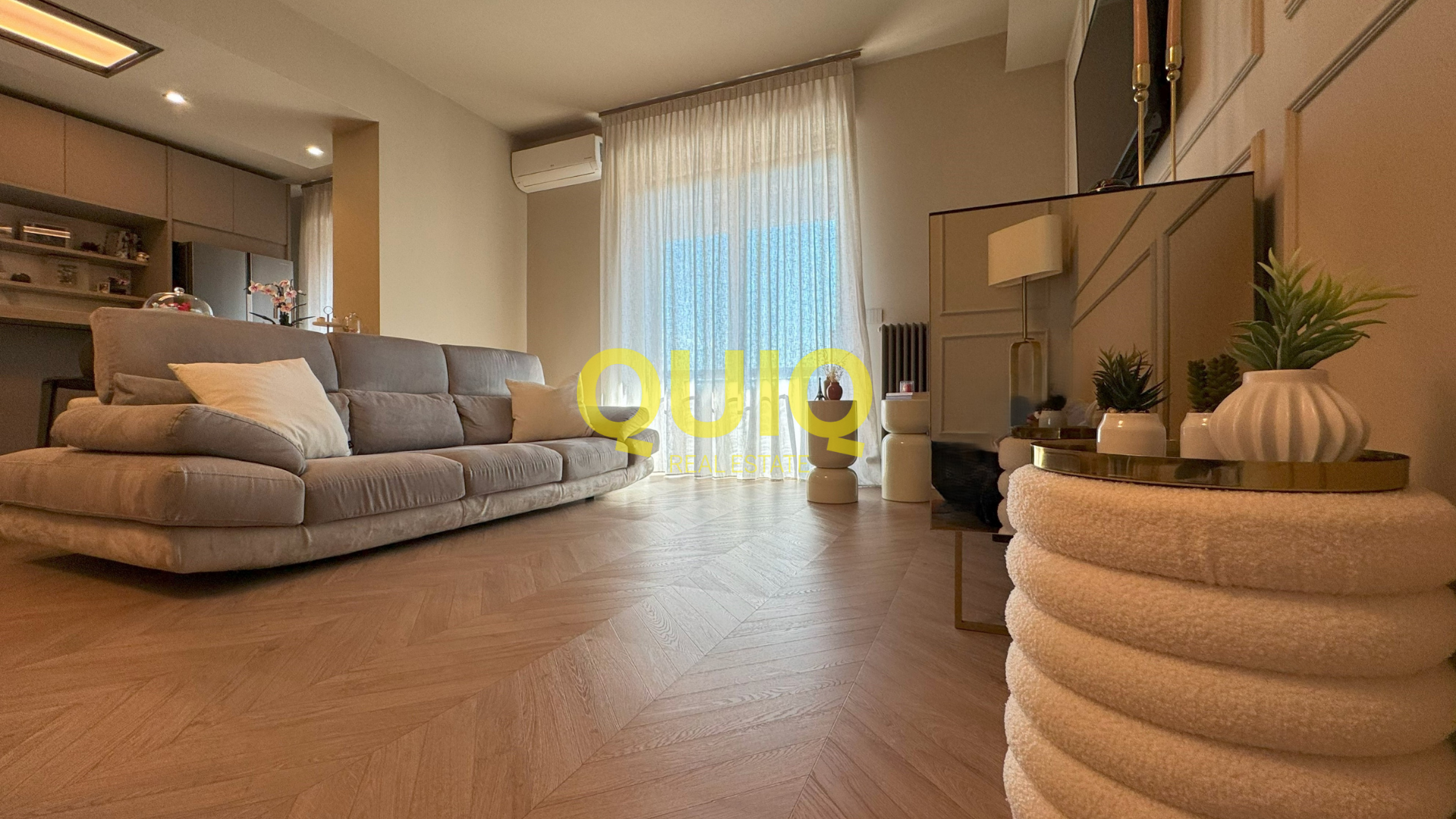 VALMADRERA, TRILOCALE IN CLASSE EN. "C", CON BOX E CANTINA