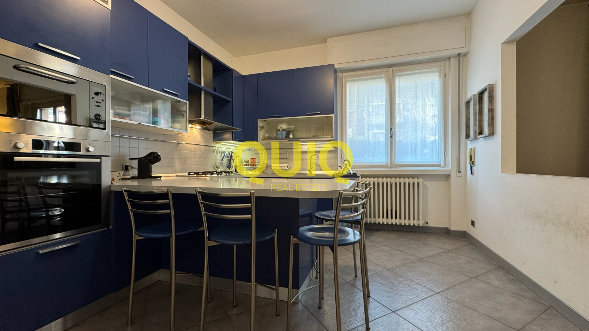 Valmadrera, trilocale con due terrazzi, doppi servizi e posto auto coperto – zero spese condominiali