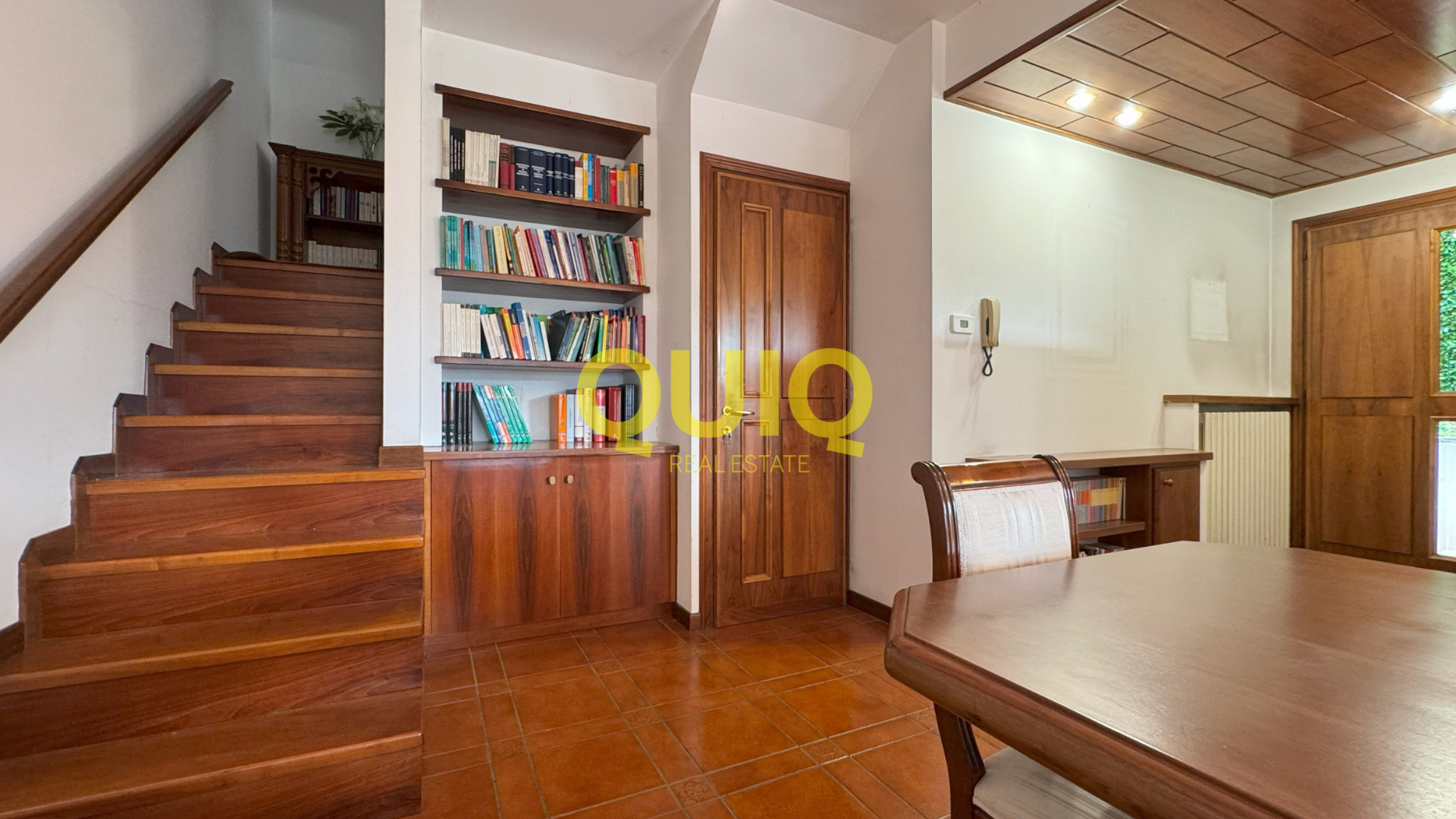 Valmadrera, bifamiliare con giardino, box 55 mq e cantina