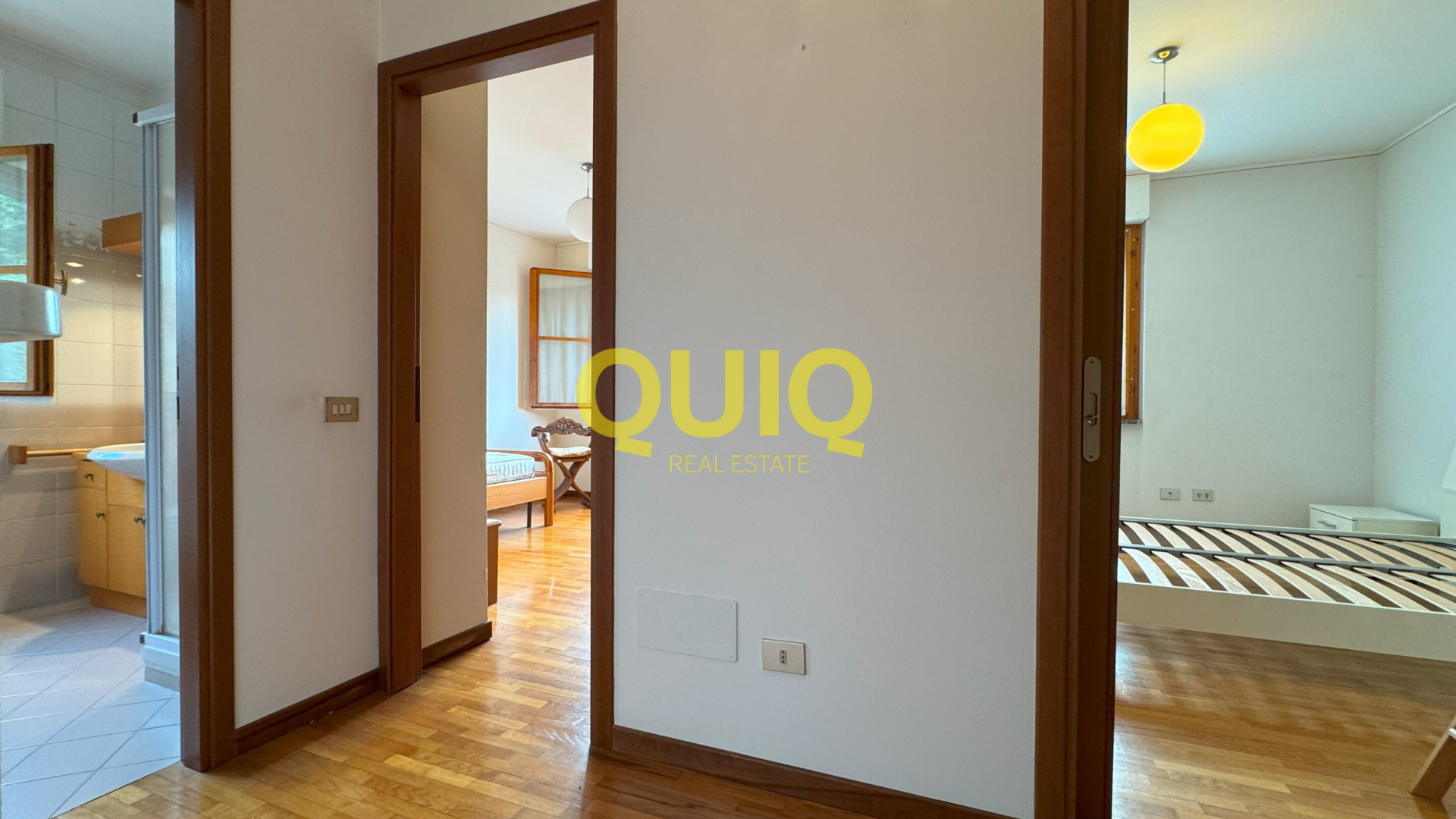 Valmadrera, bifamiliare con giardino, box 55 mq e cantina