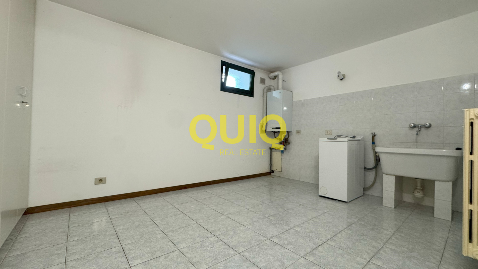 Valmadrera, bifamiliare con giardino, box 55 mq e cantina